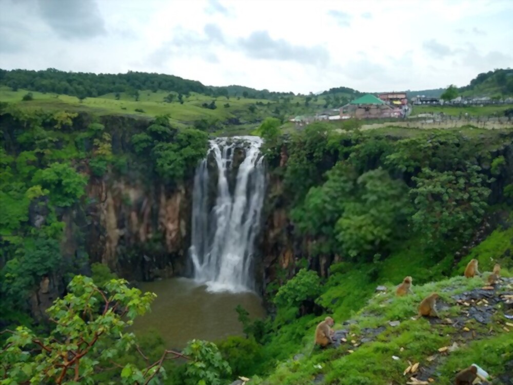 Patalpani waterfalls