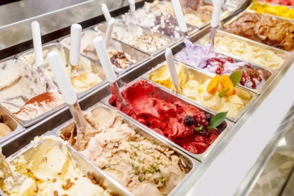 Italian Gelatoes are most famous in Italy and world. 