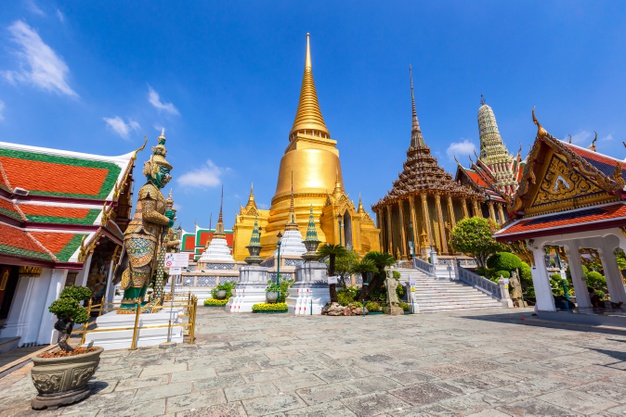 Wat Arun is one of th best places to visit in Bangkok. 