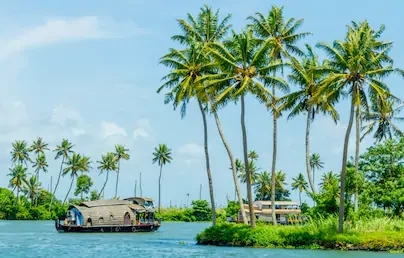 Houseboat on Kerala backwaters which makes this one of the best places to visit in Kerala